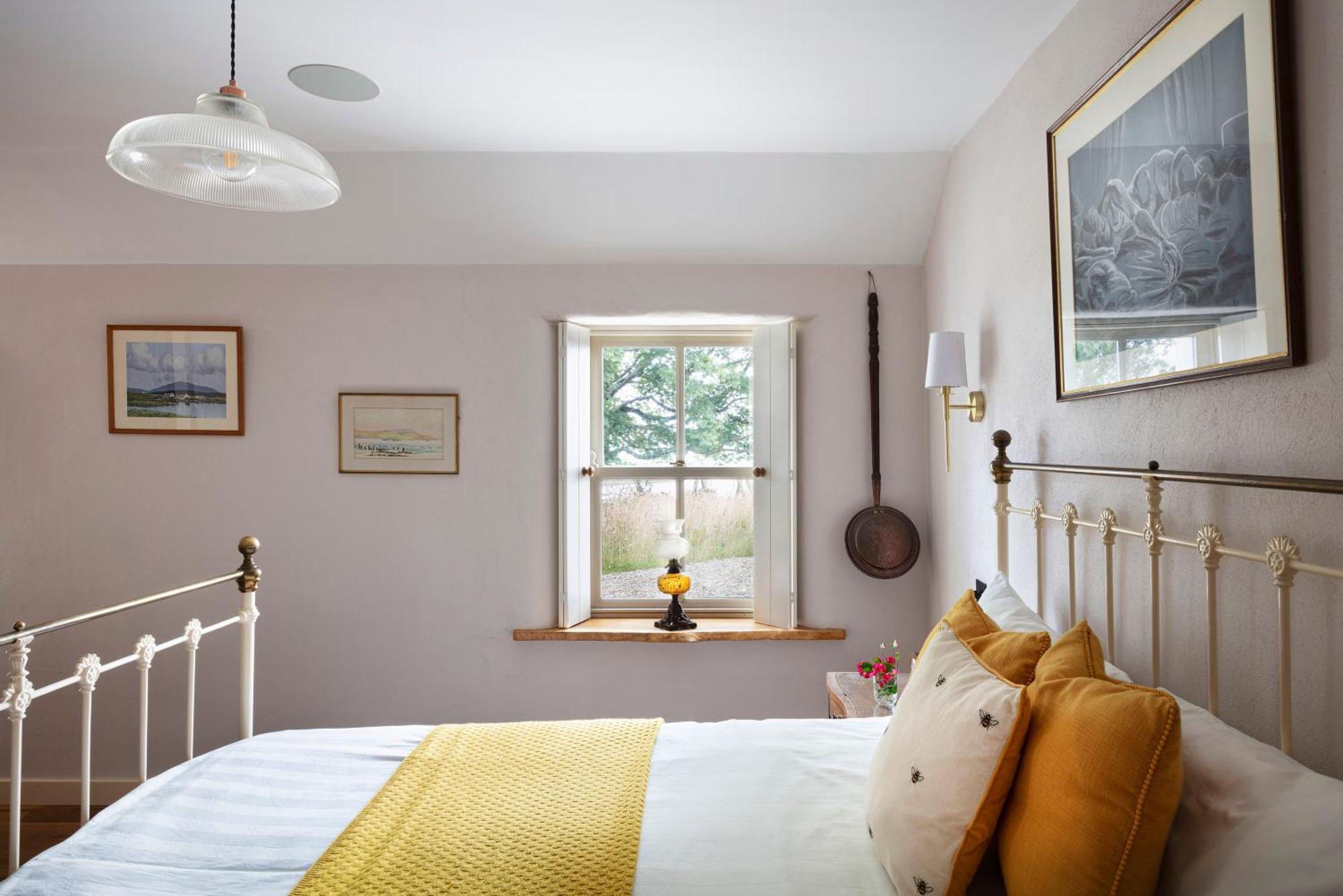 Secluded Thatched Cottage, Near Beaches & Hill Walking Rashenny Eksteriør bilde